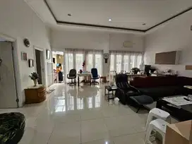 Dijual Rumah Luas di Muara Sari Bandung