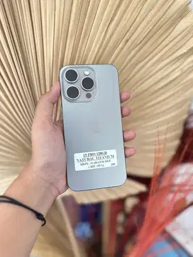 DIJUAL IPHONE 15 PRO 128 NATURAL TITANIUM GARANSI OFF