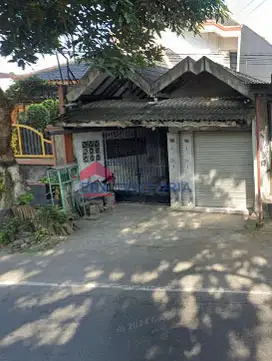 Rumah DIJUAL di Rejomulyo Kota Kediri Depan Jalan Raya Dua Ruas Jalan