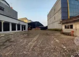 Dijual Tanah dan Bangunan  Pd Bambu Jakarta Timur