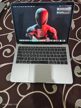 BACA DESKRIPSI!!!  Macbook air 2019 i5 8/256GB