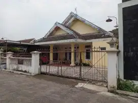 Rumah tinggal ada Kost 16 kmr tidur dgn kmr mandi dalam full furnished
