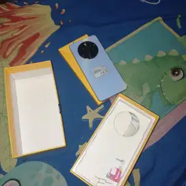 realme 13 4g warna biru muda