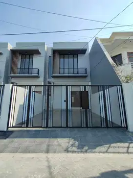 Ca2237 Dijual Cepat Rumah 2 Lantai di Lebak dekat ke Kenjeran