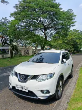 Dijual Xtrail 2.5 2016