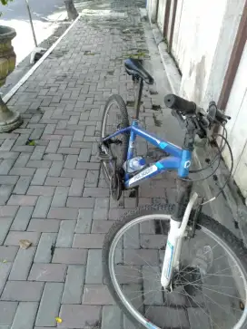 Spedaa gunung merk poligon kondisi baik