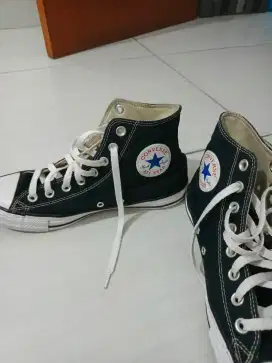 Sepatu Converse Chuck Taylor All Star Balck & White High