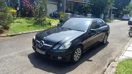 Mercedes-Benz E200 2010 Bensin