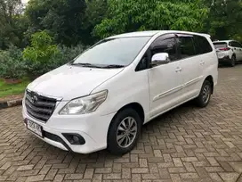 Innova G 2.0 AT 2015