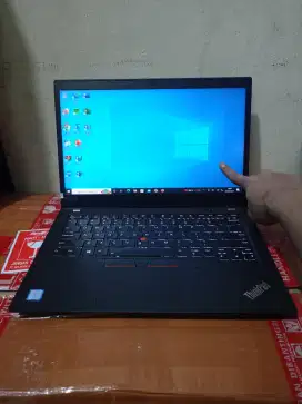 Laptop Lenovo Thinkpad T490 core i7 gen 8 Ram 16GB SSD 512GB touch