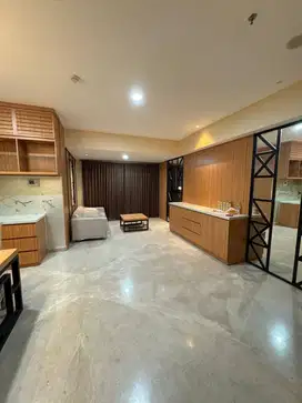DISEWAKAN APARTEMEN EXCLUSIVE THE PEAK SURABAYA