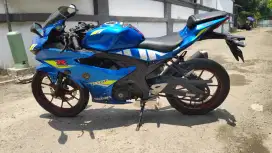 SUZUKI GSX R 150 (PAKAI FAIRING) 2018, KEYLESS, ISTIMEWA, PAJAK ON