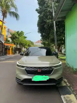 Hrv Se tahun 2022 bulan 10 warna sand khaki