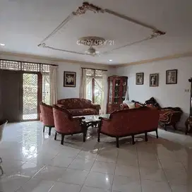 Rumah Tinggal 2 Lt Dekat RS Dan Pintu Tol Di Kayu Putih S8624