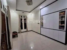 Rumah Siap Huni Bebas Banjir Di Kayu Manis Matraman S8620