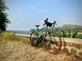 MARIN FOURCORNERS GRAVEL TOURING NYAMAN UNTUK GOWES JARAK JAUH