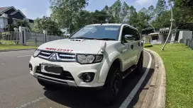 Mitsubishi Pajero Sport Exceed 2.5 Diesel AT 2015 putih