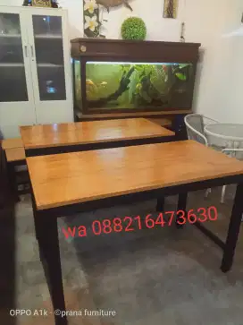 Meja cafe resto dan makan