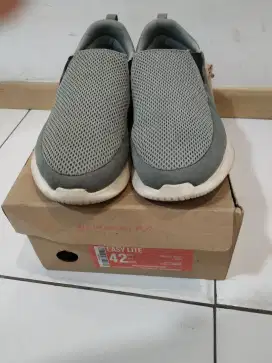 Sepatu pierro uk 42