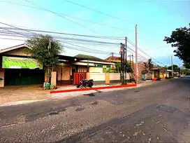 Rumah Hunian Pinggir Jln Raya Jaten Karanganyar