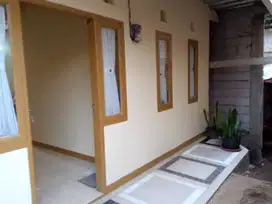 rumah 3 lantai di kp jiwanaya cibenying kecamatan cimenyan 330 juta