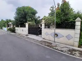 Rumah Nyaman 382m² Murah Di Ngasem Colomadu KRA