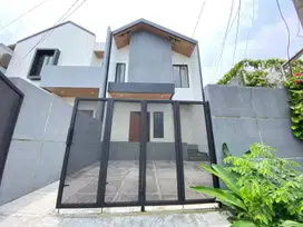 Rumah 2 Lantai di Cinere - Desain Modern Industrial, Lingkungan Nyaman