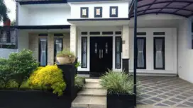 Rumah Bagus Nyaman Minimalis di Sektor 4 Bintaro Tangerang Selatan