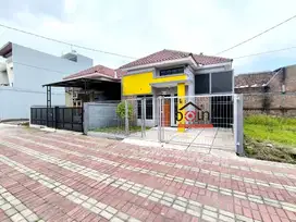 Rumah Cantik Nyaman Di Cluster Banjarsari Solo Kota