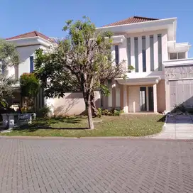 DIJUAL RUMAH MINIMALIS PAKUWON INDAH GRAND GOLF SWIMMING POOL