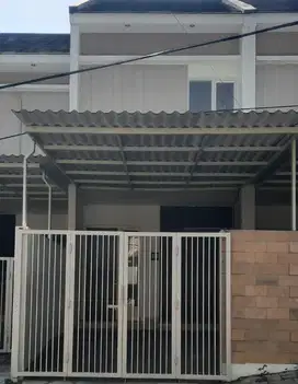 MURAH Rp.1 Milyar-an Rumah Baru 2 Lantai Surabaya Barat Siap Huni