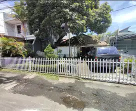 JUAL CEPAT Rumah Tengah Kota di Sayap Jl.Merdeka & Jl.Braga, Bandung