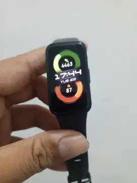 Jam mi band 8 smart watch