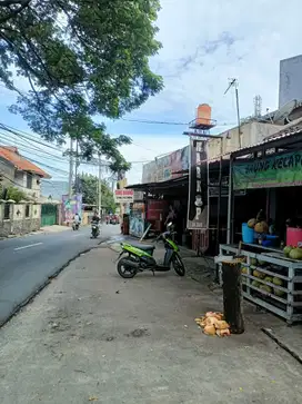 Rumah Tinggal Dan Ruang Usaha Strategis di Cinere, Investasi Ideal