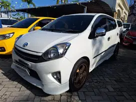 TOYOTA AGYA 1.0 TRD SPORTIVO BENSIN MATIC 2017