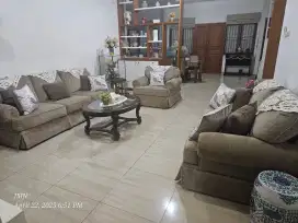 Sofa nyaman besar plus meja