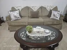 Sofa nyaman besar plus meja