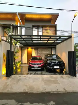 Rumah mewah 2 lantai siap huni furnished dekat ke stadion maguwoharjo