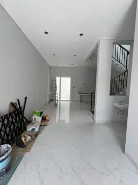 RUMAH Brand New Gading Serpong