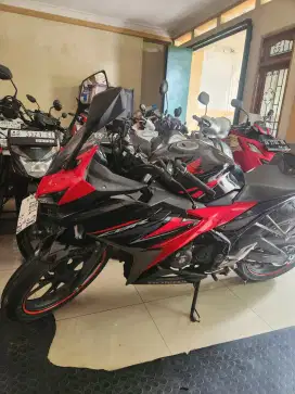 Cbr 150 ABS merah hitam 2019awal Gbm