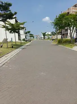 kavling pik 2 , bagus depan taman