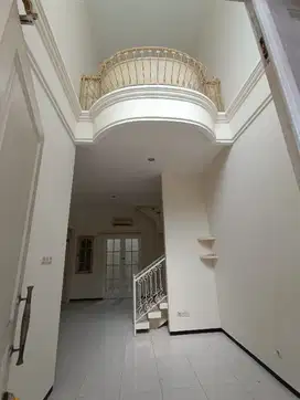 Rumah dijual pakuwon city deket kenjeran, merr