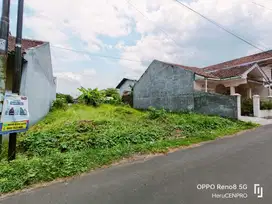Tanah kosong kompleks GOR Purwokerto dekat kampus Unsoed, hotel Aston