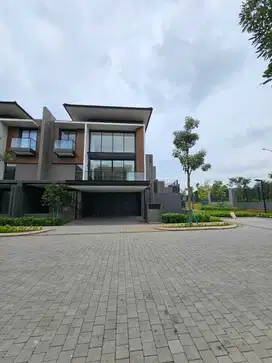 Dijual Rumah Sultan di Nabapark BSD City