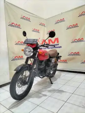 Km 7 ribu Kawasaki w175 Tahun 2019 warna merah bergaransi