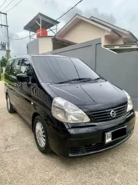 Nissan serena c24 A/T tahun 2012