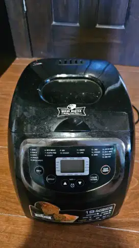 Dijual mesin pembuat roti rusak