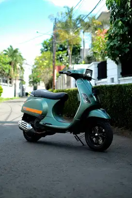 PIAGGIO VESPA MATIC S 125 IGET 2018 BISA KREDIT