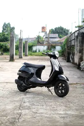 PIAGGIO VESPA MATIC LX 125 IGET 2017 MURAH BERGARANSI