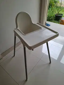 bangku anak kecil